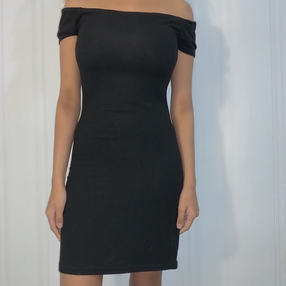 Black Bodycon Dress - Picture 1 of 2